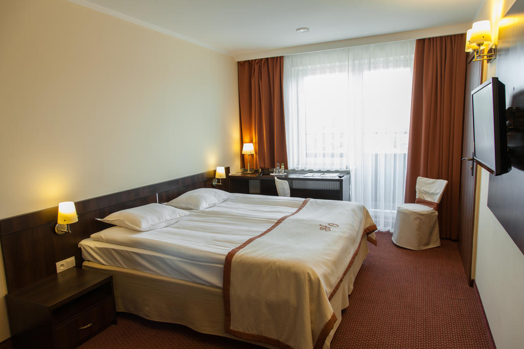 Hotel Ostrawa Wodzisław Śląski Extérieur photo