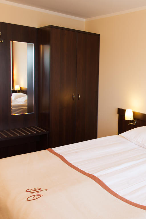 Hotel Ostrawa Wodzisław Śląski Extérieur photo