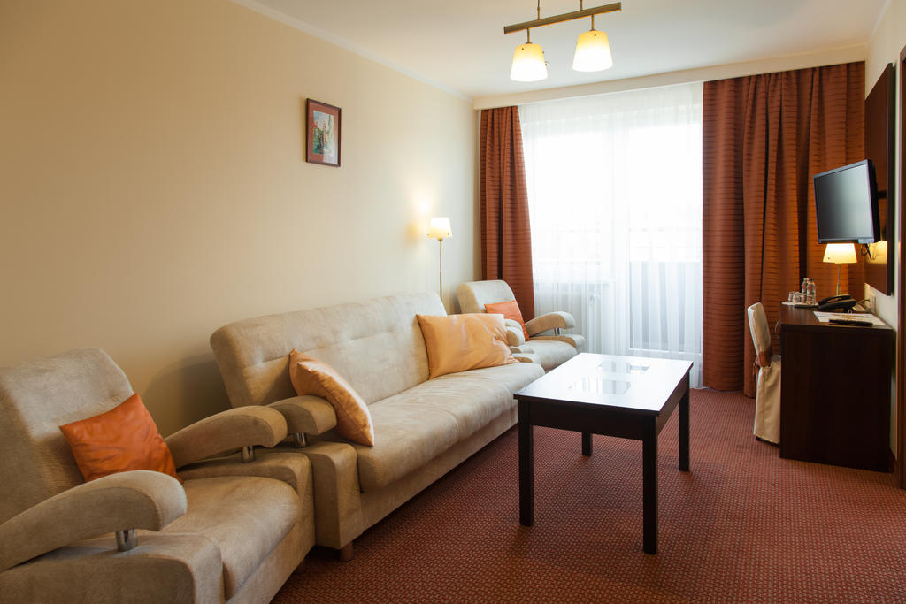 Hotel Ostrawa Wodzisław Śląski Extérieur photo
